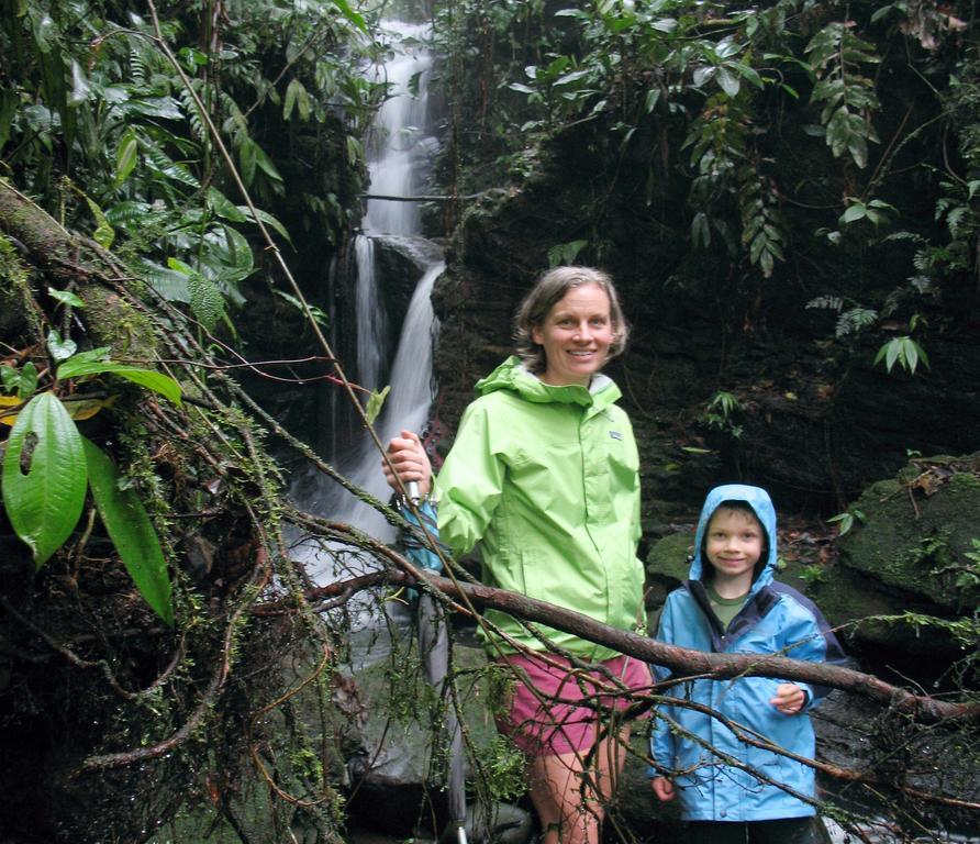 Volare Villa Turrialba Eksteriør bilde